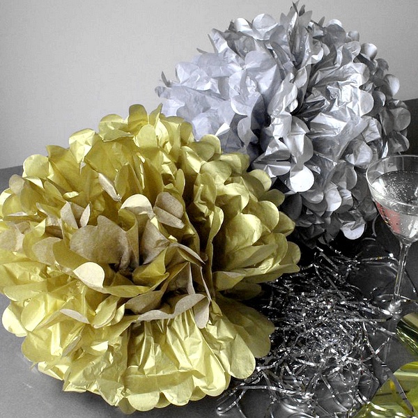 گل کاغذی طلایی (پام پام-POM POM) - قطر 30 سانت  